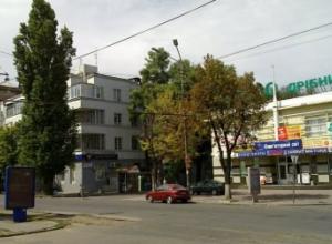 Selling. Detached 2-storey shopping mall. Karl Marks Ave.