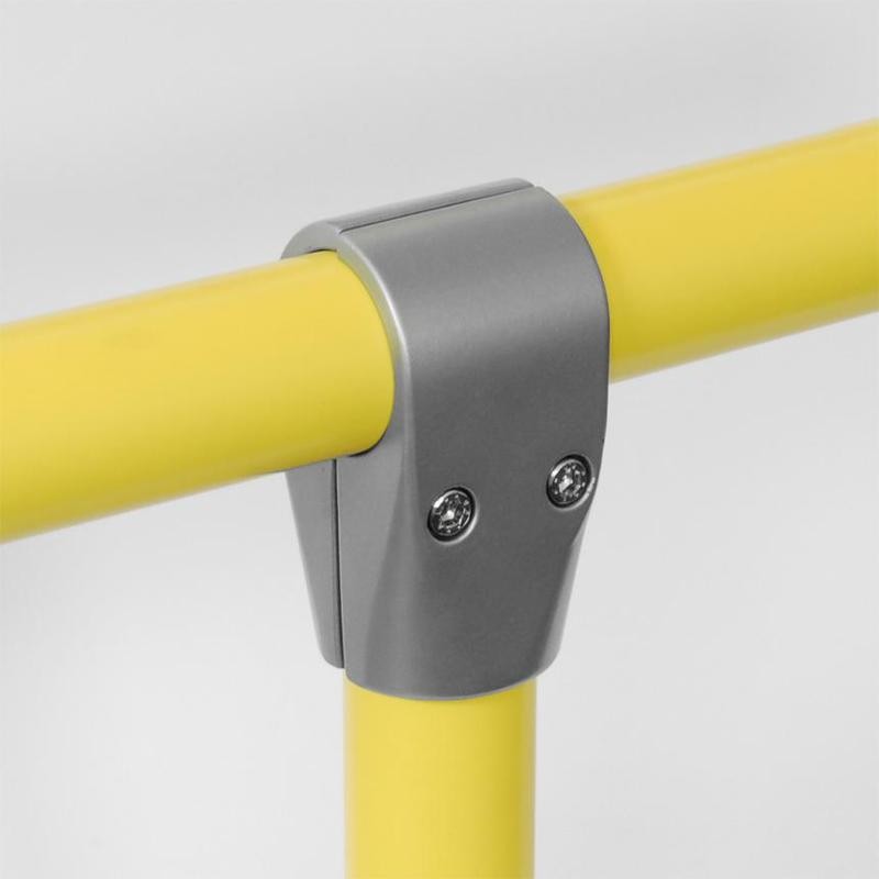 Universal tube connectors