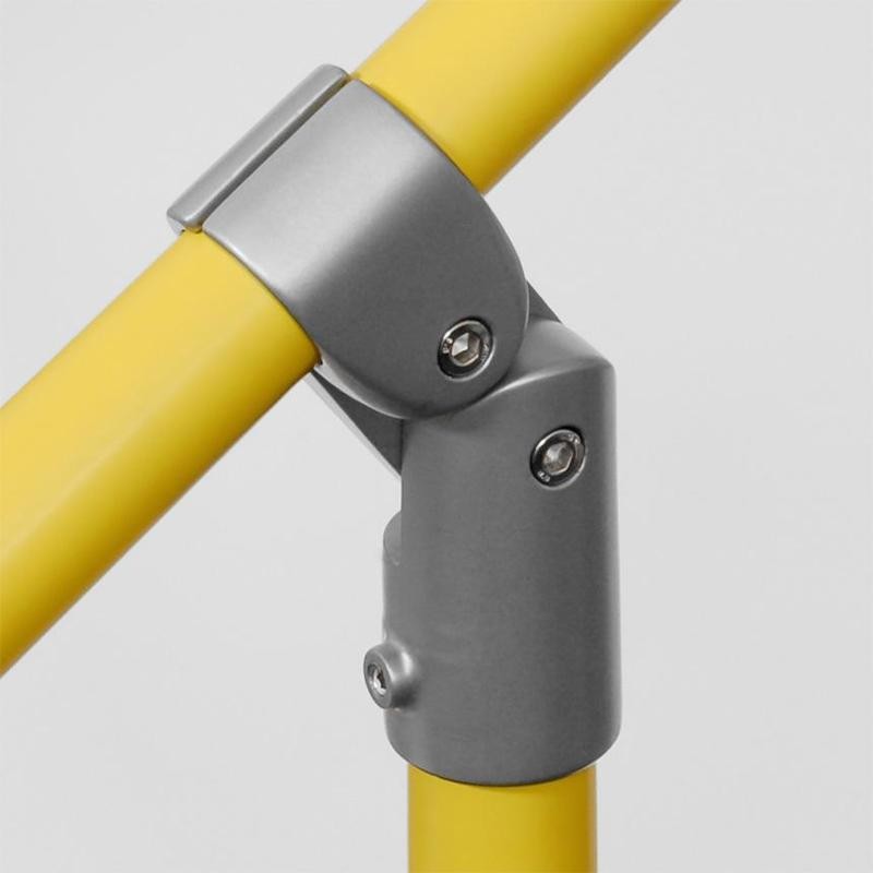 Universal tube connectors