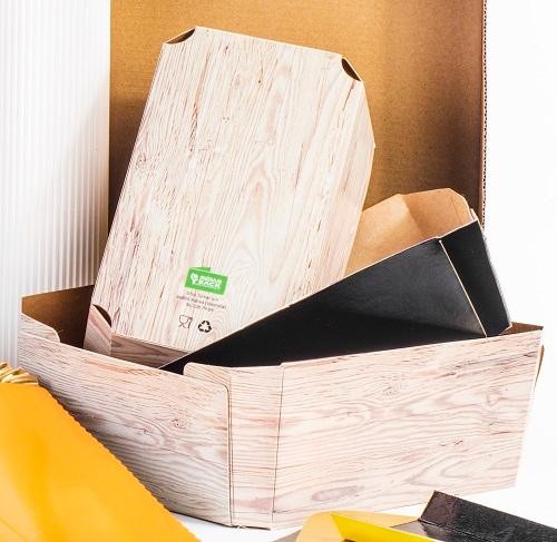 Laminated compact cardboard