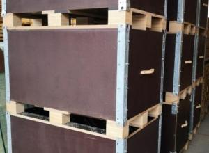 Special filmed-plywood boxes