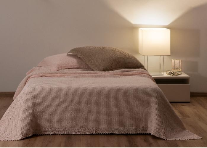 Duvet covers, fitted sheets and pillow cases