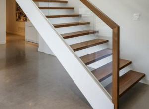 Glass Balcony Railing