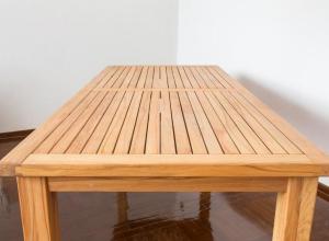 Oak and beech wooden tables