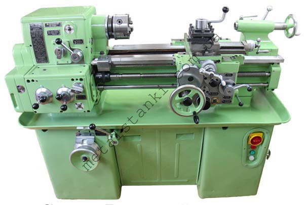Universal milling machine 6M76P