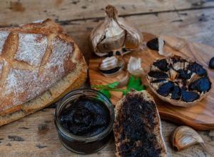 Organic black garlic paste