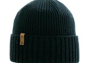 Knitted  hat with a turn up merino wool