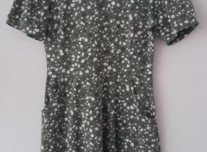 Women's dress with pockets