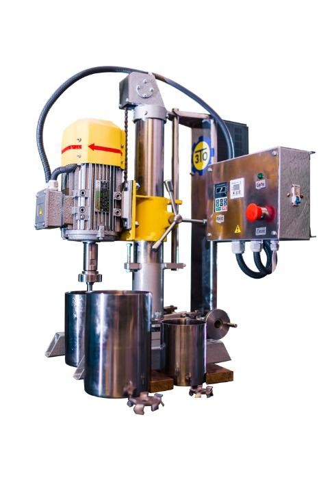 Industrial Mixers, Agitators, Reactors. Barrels.