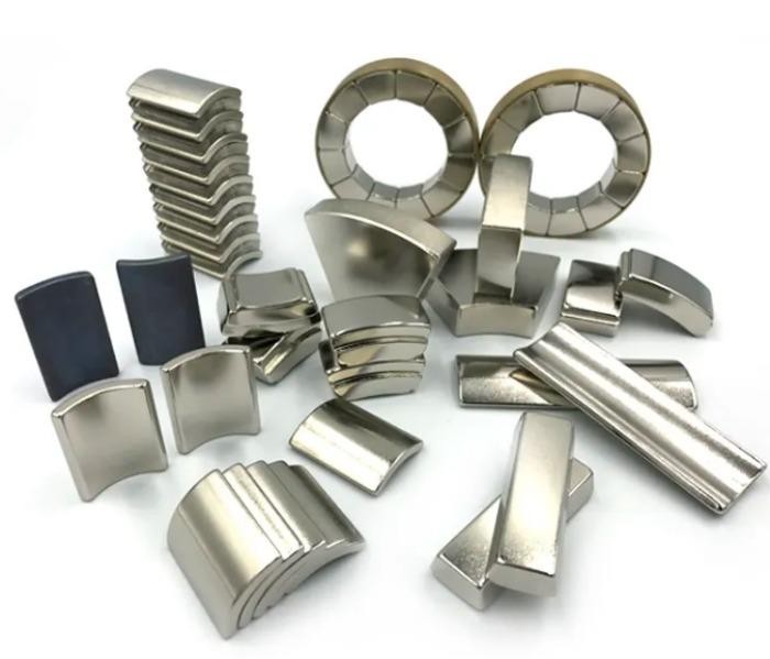 NEODYMIUM BLOCK & CUBE MAGNET