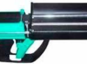 Customized sealant and adhesive applicator