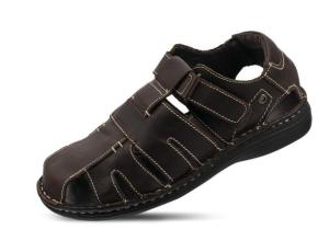 Men's sandals in brown color