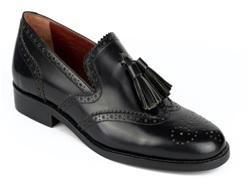 Flat shoe in leather