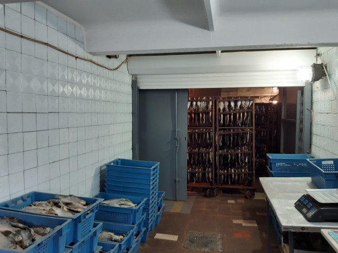 FOR SALE FISH PROCESSING WORKSHOP + RESIDENTIAL BUILDING + BUS LT-35