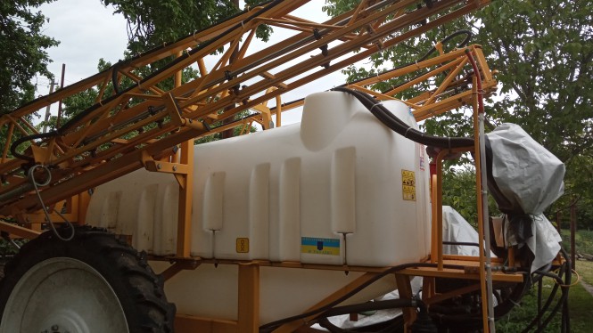 I will sell a sprayer