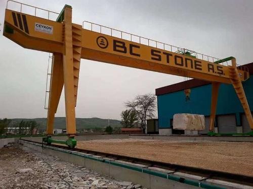 PORTAL CRANES