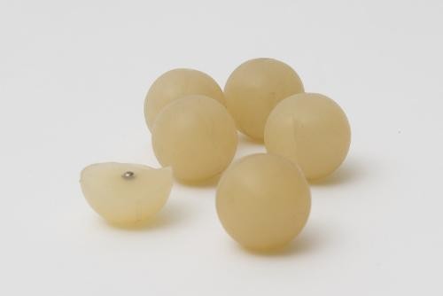 Ballast balls in Natural Rubber