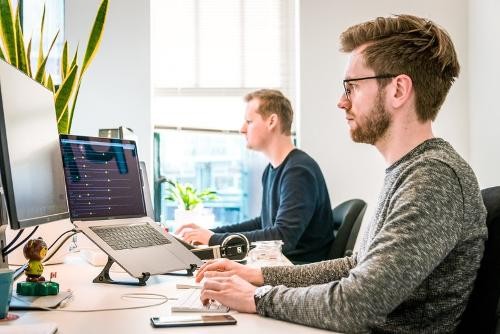 Application support and maintenance 