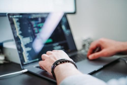 Application support and maintenance 