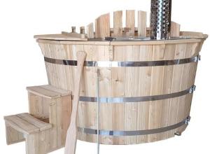 Wooden hot tub