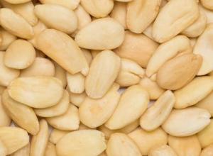 Almonds blanched org