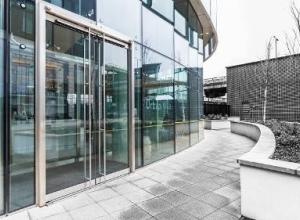 Sliding doors