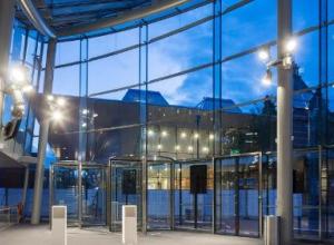 SeqSign revolving doors