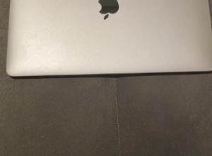 refurbished A grade Apple Macbook laptops
