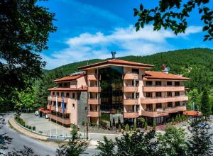 Hotel PARK for sale (Bulgaria)