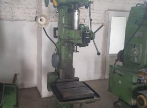  Vertical drilling machine 2B125