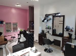  Hairdressing and manicure salon