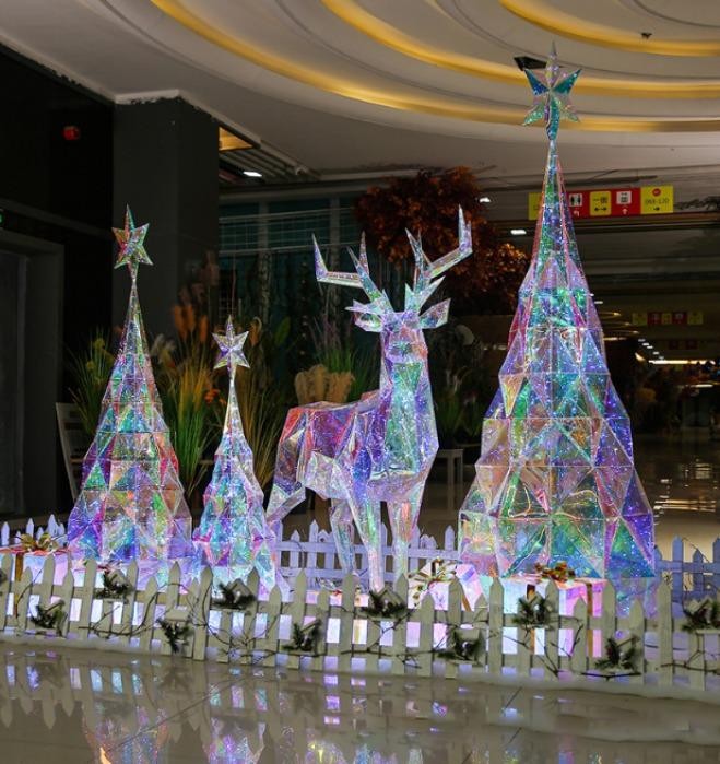 8 Inch New Design Mini Desktop Plastic Christmas Tree