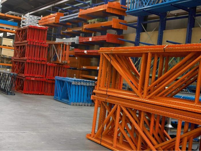 Industrial sectional doors