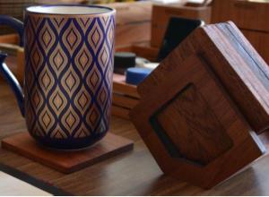 Sapele Coaster Set with Stand - 8 Pieces - WOODSAKA