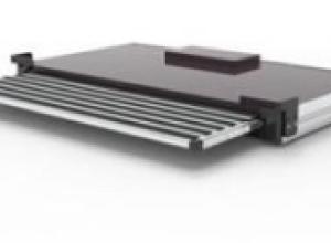 Electrical retractable step