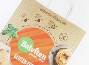 Paper bag with printed photo