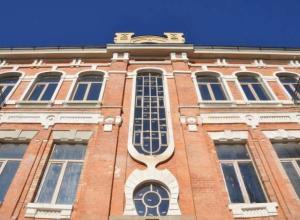 Selling. Building 1576 sq. 4 floors. Gorky Street