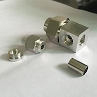  Connecteurs RF