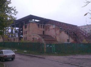Sports and Entertainment Complex building - urgent sale!