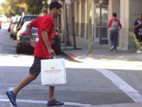 SoftBank Leads $535 Million Investment in DoorDash Delivery App