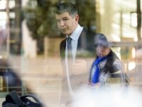 Uber’s Travis Kalanick Starts Fund to Invest in Tech Startups