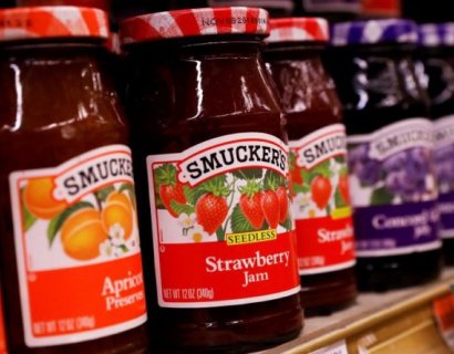 J.M. Smucker to buy Ainsworth Pet Nutrition for $1.9 billion