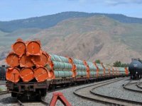 Canada to buy Kinder Morgan oil pipeline in bid to save project