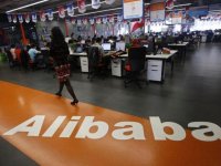 Alibaba invests $693 million for stake in Chinese courier STO Express