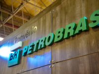 Vitol-Led Group to Buy Petrobras Africa Stake for $1.5 Billion
