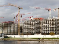 German economy likely slowed in late 2017 but will be strong in 2018 - ministry