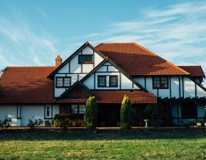 Record housing prices force potential buyers to rent out