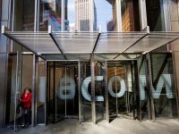 CBS board to discuss potential Viacom merger on Thursday: sources
