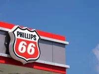 Phillips 66 to buy back 35 mln shares from Berkshire Hathaway